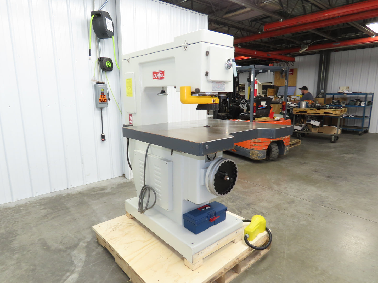 Cantek SR-750 Pneumatic Overarm Pin Router 29.5" Throat 7.5Hp 460V Motor