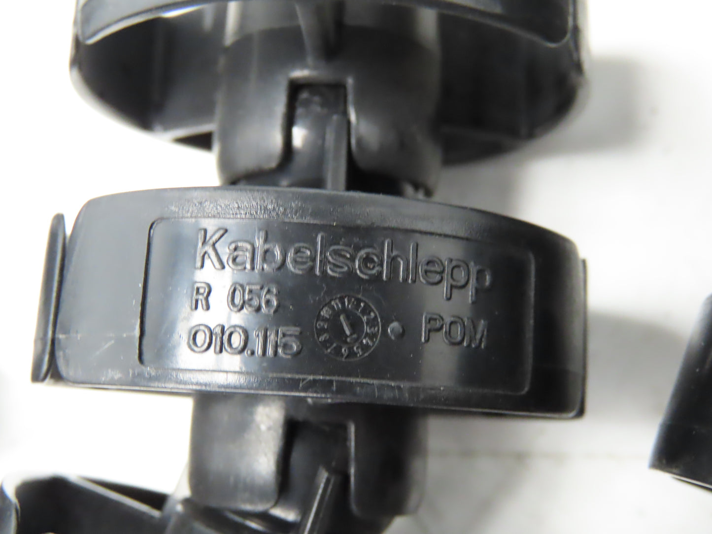 Kabelschlepp 1010.115 Energy Chain Cable Carrier Round 56mm OD 22' Length