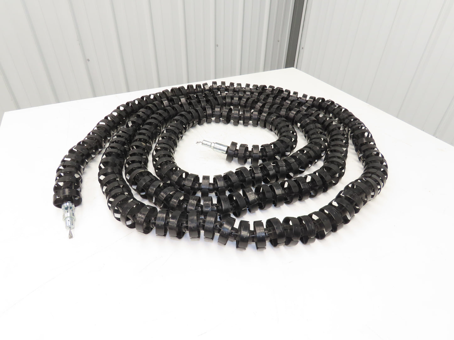 Kabelschlepp R056 1010.115 Energy Chain Cable Carrier Round POM 56mm OD 22' Long