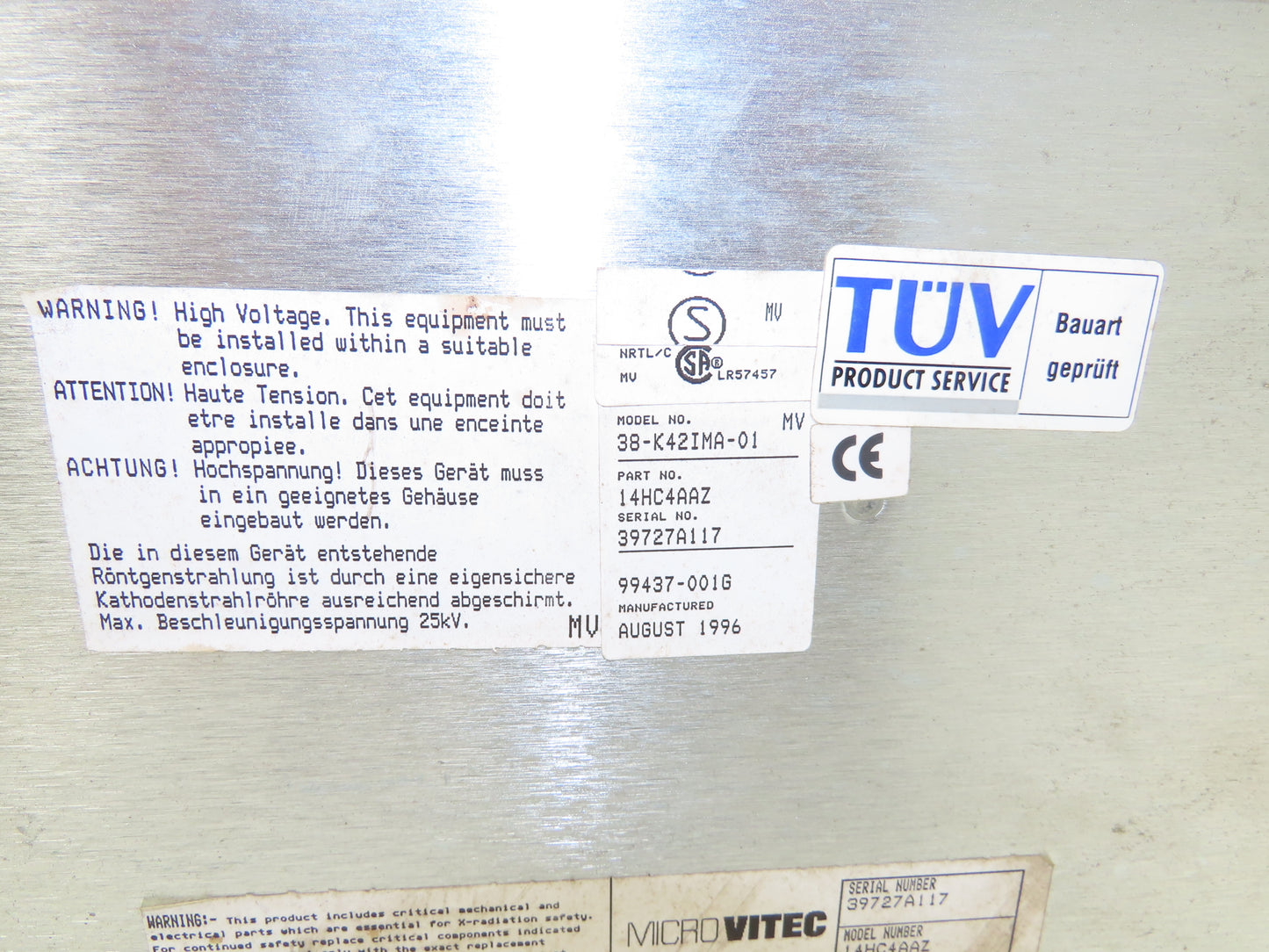 Micro Vitec 38-K42IMA-01 Machine Monitor Automation Display