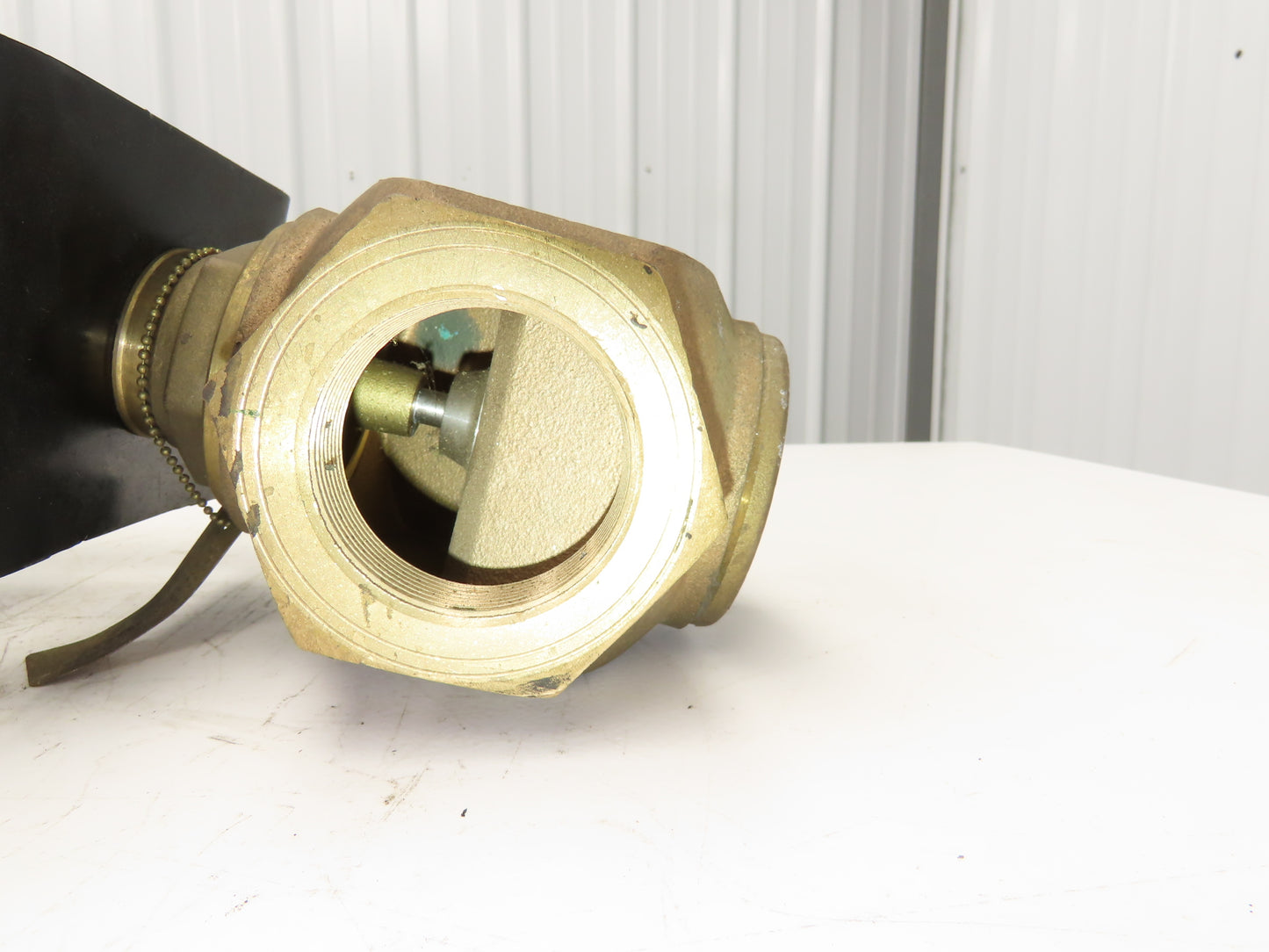 Johnson Controls MP843E Pneumatic Actuator with 2-Way Brass Globe Valve 2"NPT