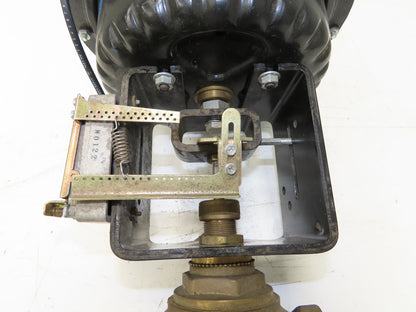 Johnson Controls MP843E Pneumatic Actuator with 2-Way Brass Globe Valve 2"NPT
