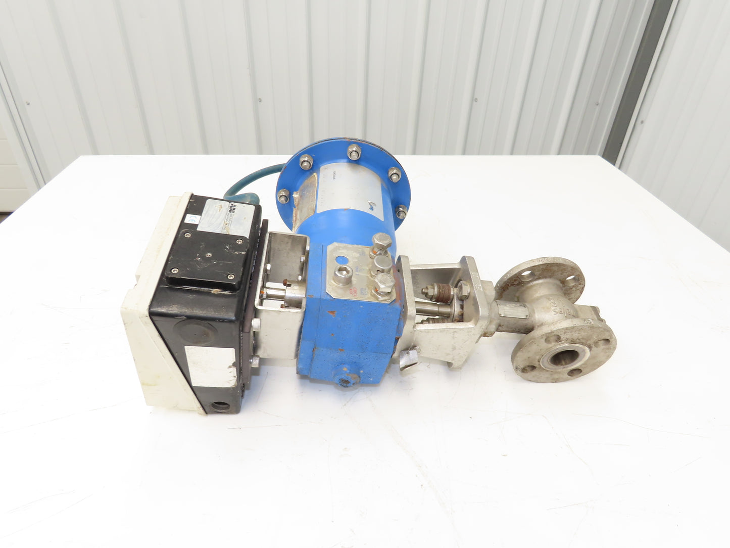 Jamesbury Quadra-Powr X QPX1CIK15 Actuator 1" Flanged SS Ball Valve & Positioner