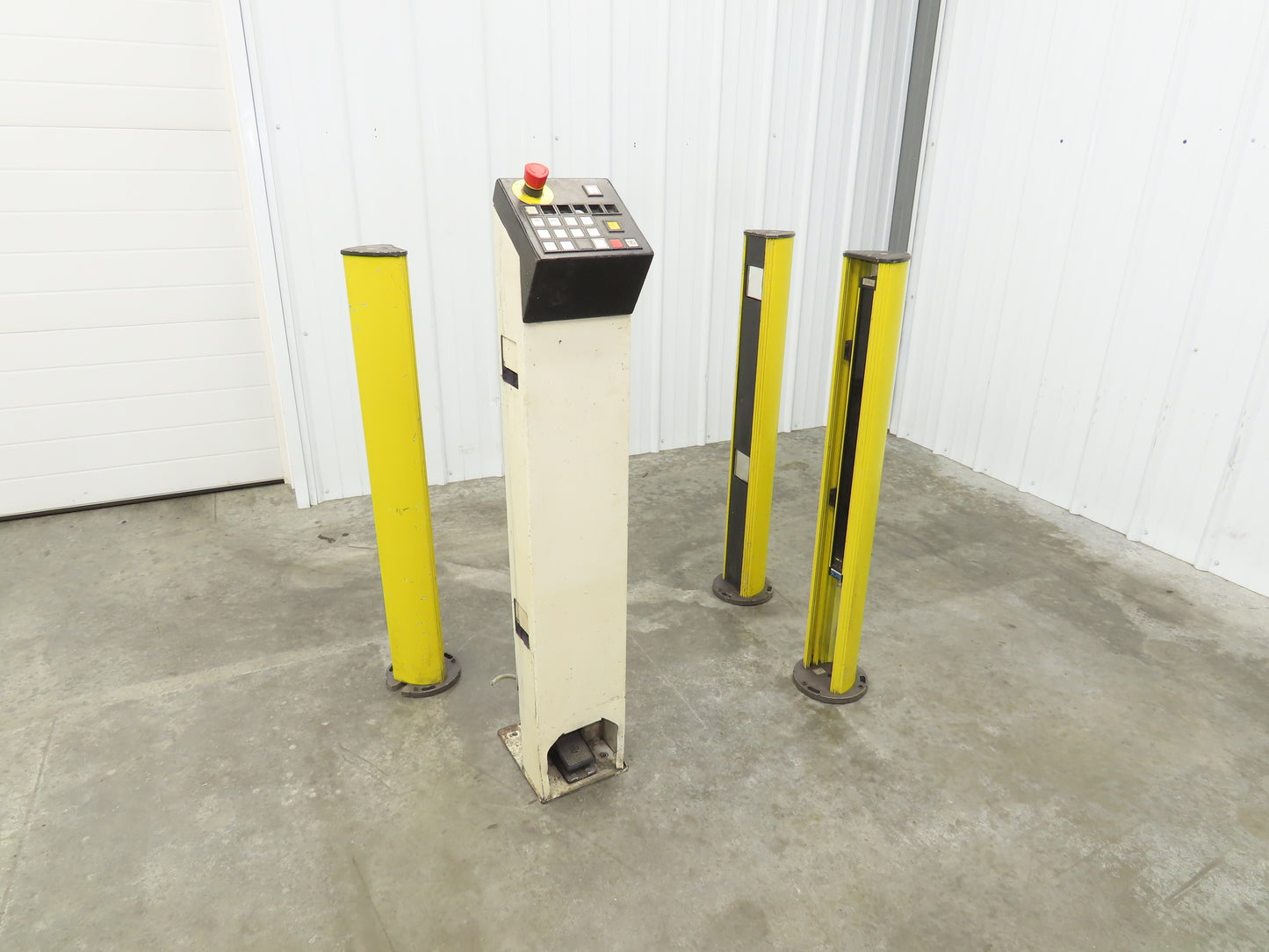 Sick 1015620 MSLE 02 25011 Light Curtain Set w/2 Mirror Stands & Control Station