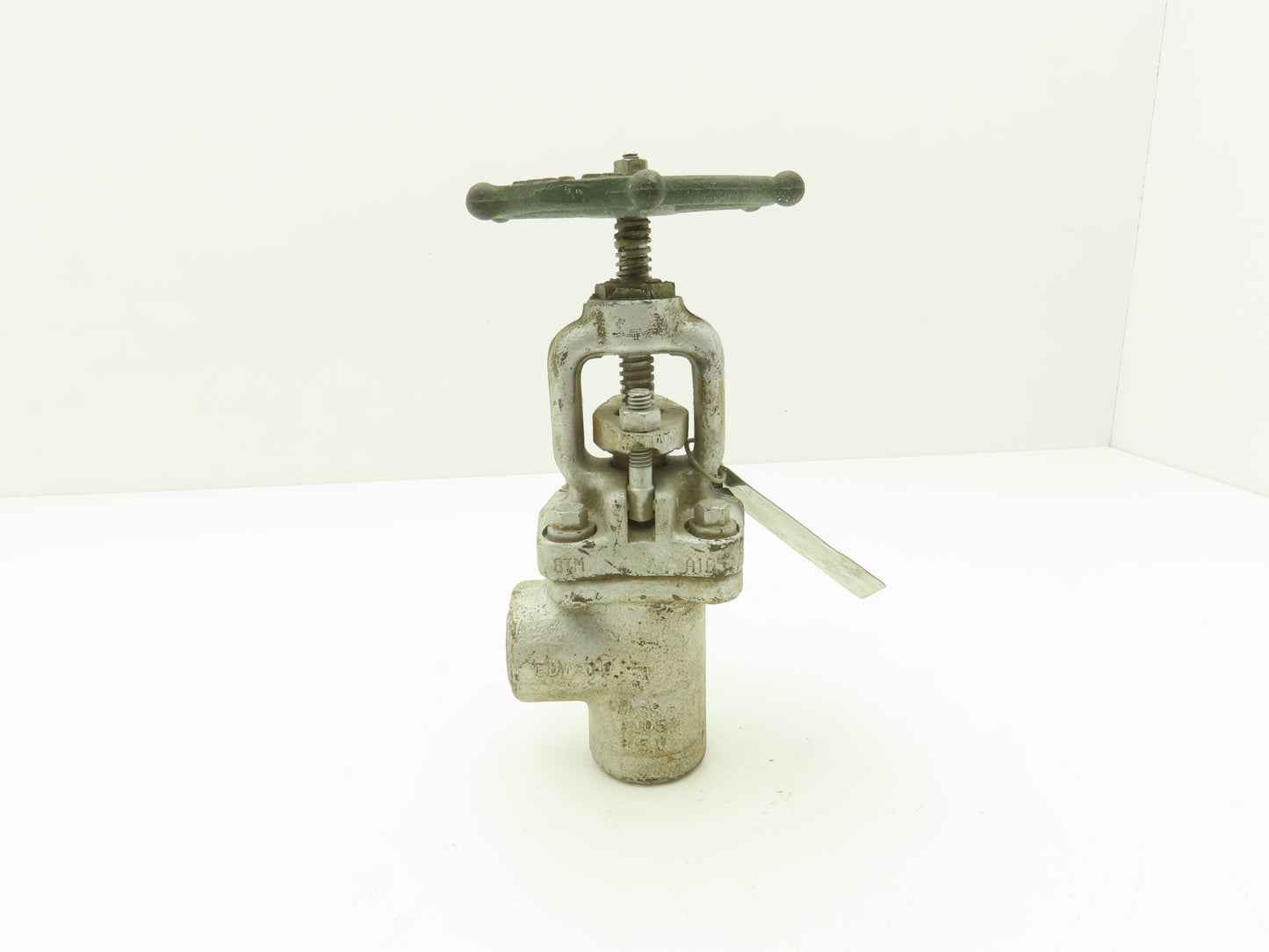 Edward 1049Y Right Angle Stop Valve 1" Socket Weld 3600 CWP 1830 PSI Rising Stem