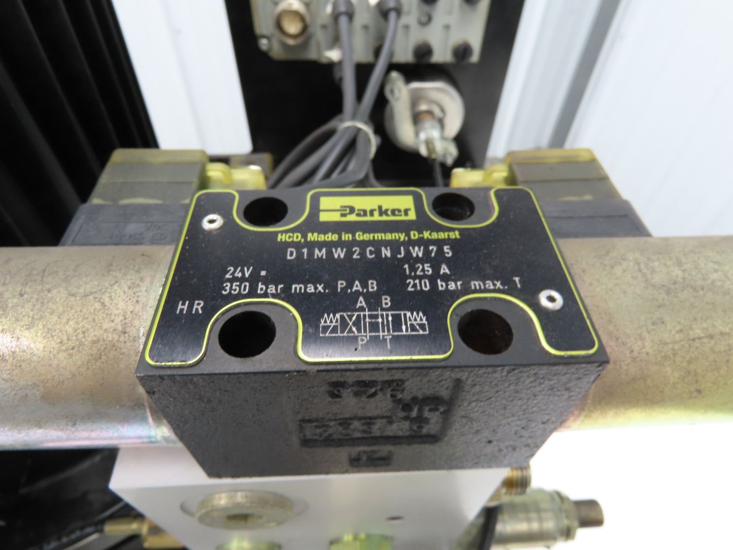 Hydrel AG HY 221174  Hydraulic Power Unit 3KW 480V 3PH 1450 PSI 16.9l/min Pump