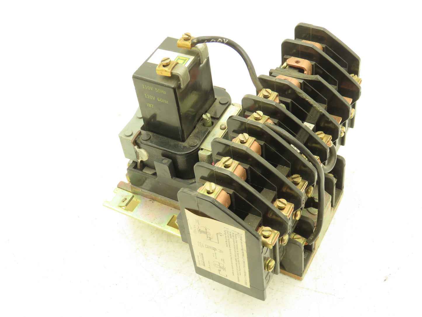 Square D LL0 60 Lighting Contactor 600VAC 20A 250VDC Max Coil-120V
