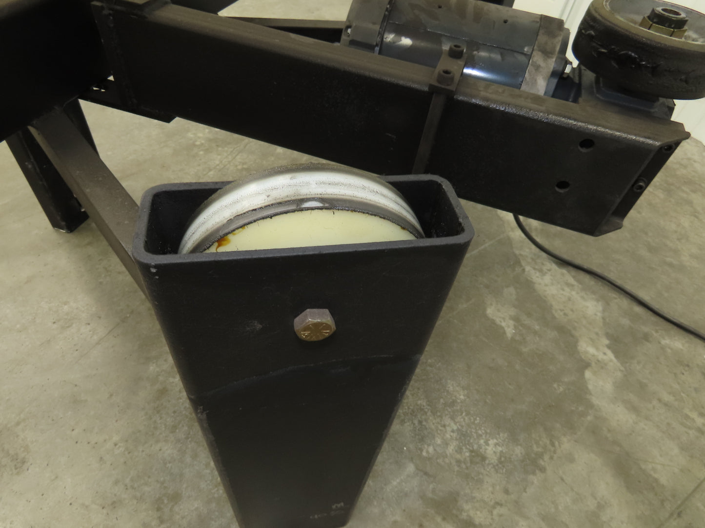 3/8" Steel Top Turn Table Work Bench 52"x25.25" 230/460V 3Ph