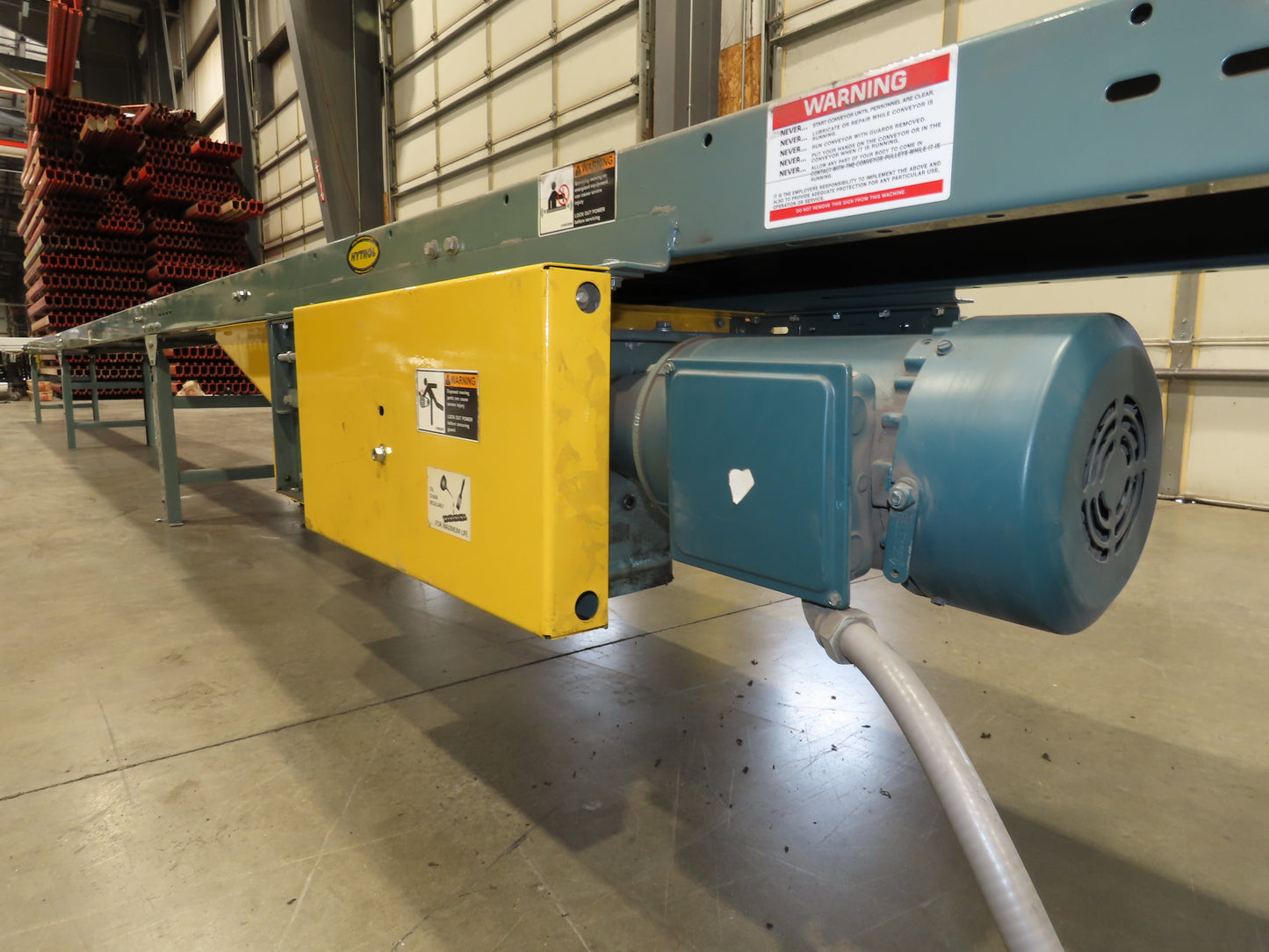 Hytrol 18"x 50' 10" Slider Bed Conveyor 15.5" Belt 2Hp 3PH Center Drive 50FPM