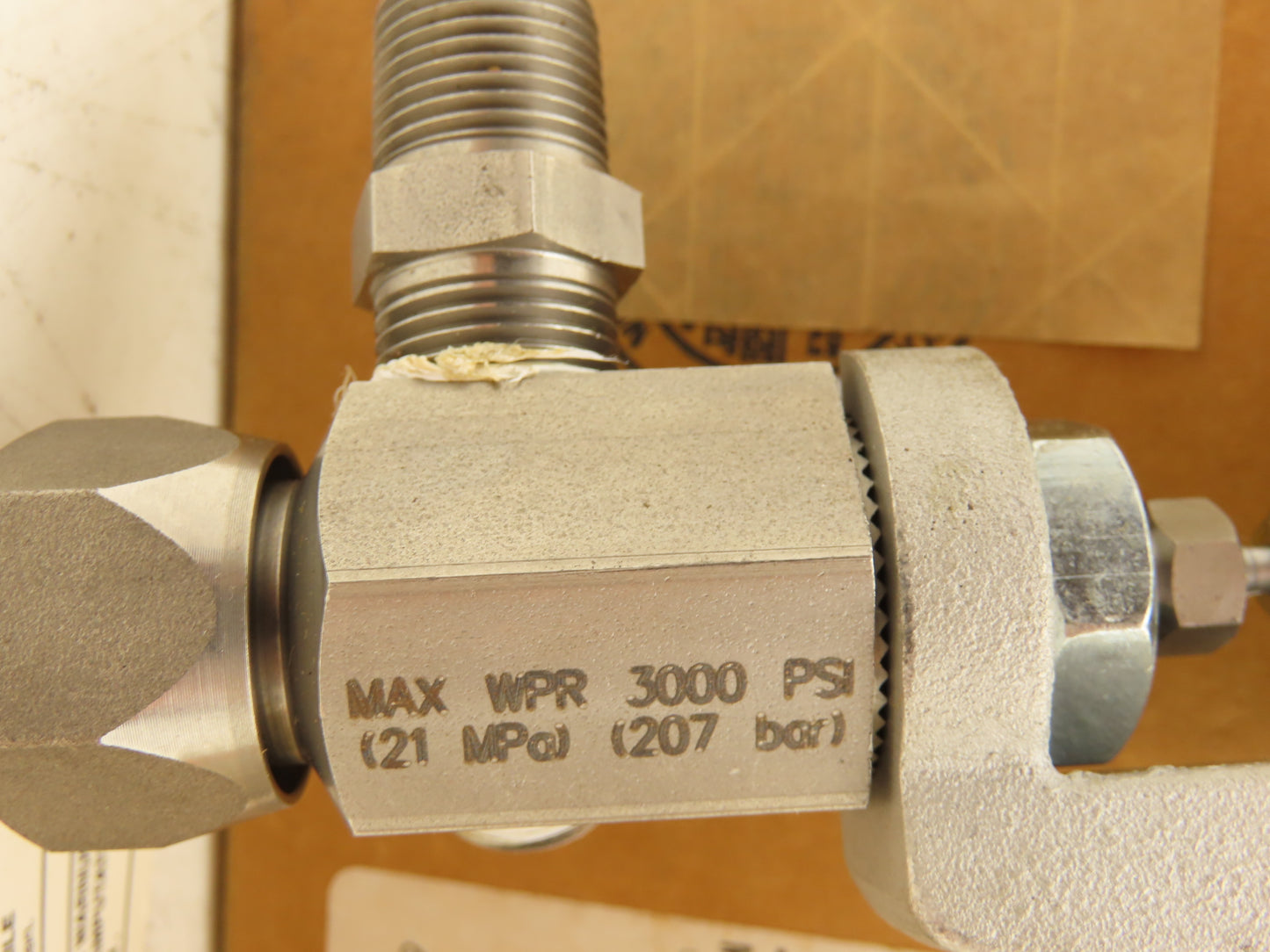 Graco 206-660 Hydra-Mastic Stainless Steel Automatic Spray Gun