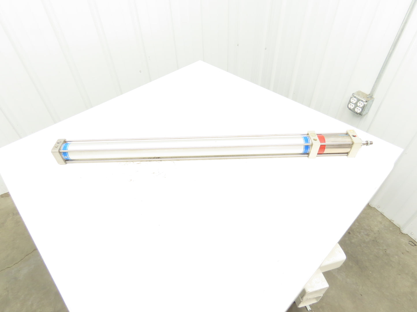 Festo DKE-63-925-PPV-A Pneumatic Air Cylinder 63mm Bore 925mm Stroke Clamping