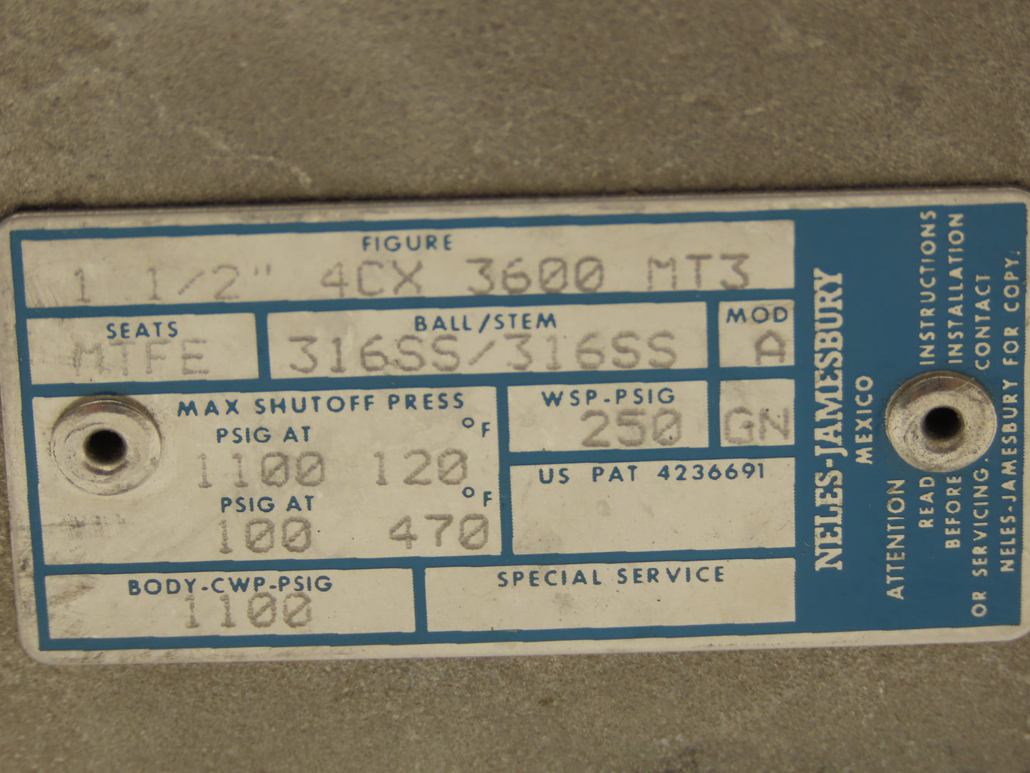 Jamesbury 1 1/2" 4CX 3600 MT3 316SS Socket Ball Valve & Pneumatic Actuator ST50E