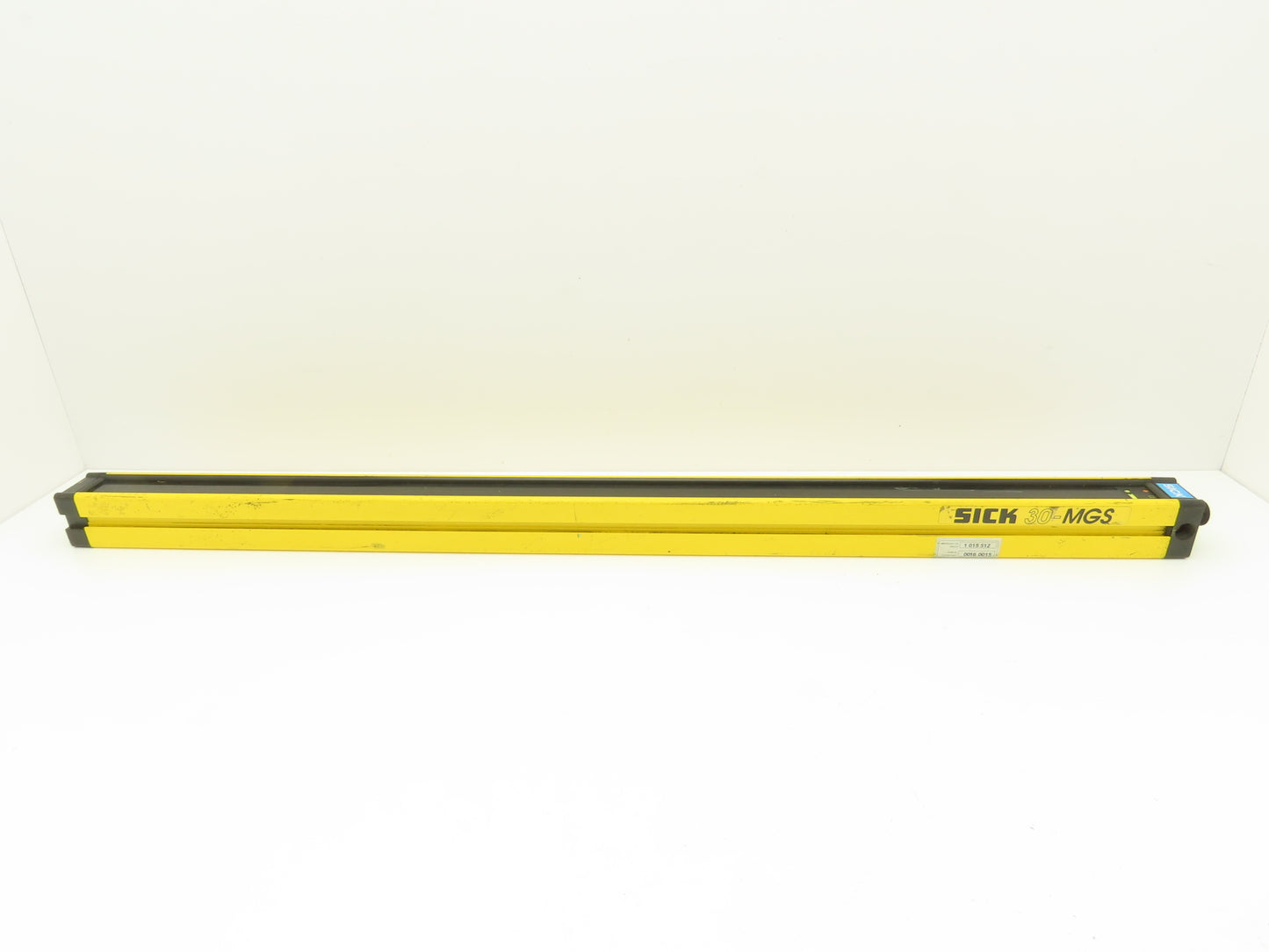 Sick MGSS90-12 Safety Light Curtain Transmitter Sender 900mm Scratches In Lens