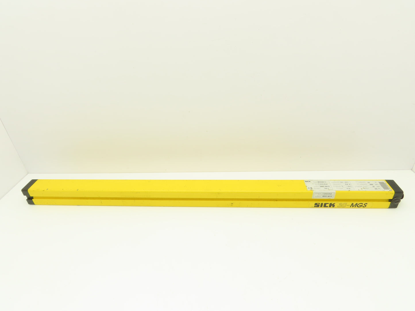 Sick MGSS90-12 Safety Light Curtain Transmitter Sender 900mm Scratches In Lens