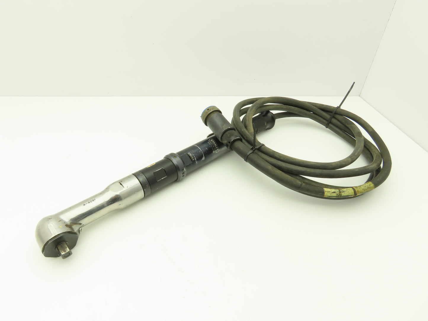 Stanley E30LSRA3XG-17 Electric Nutrunner 1/2" Drive Right Angle 56Nm 32 Ratio