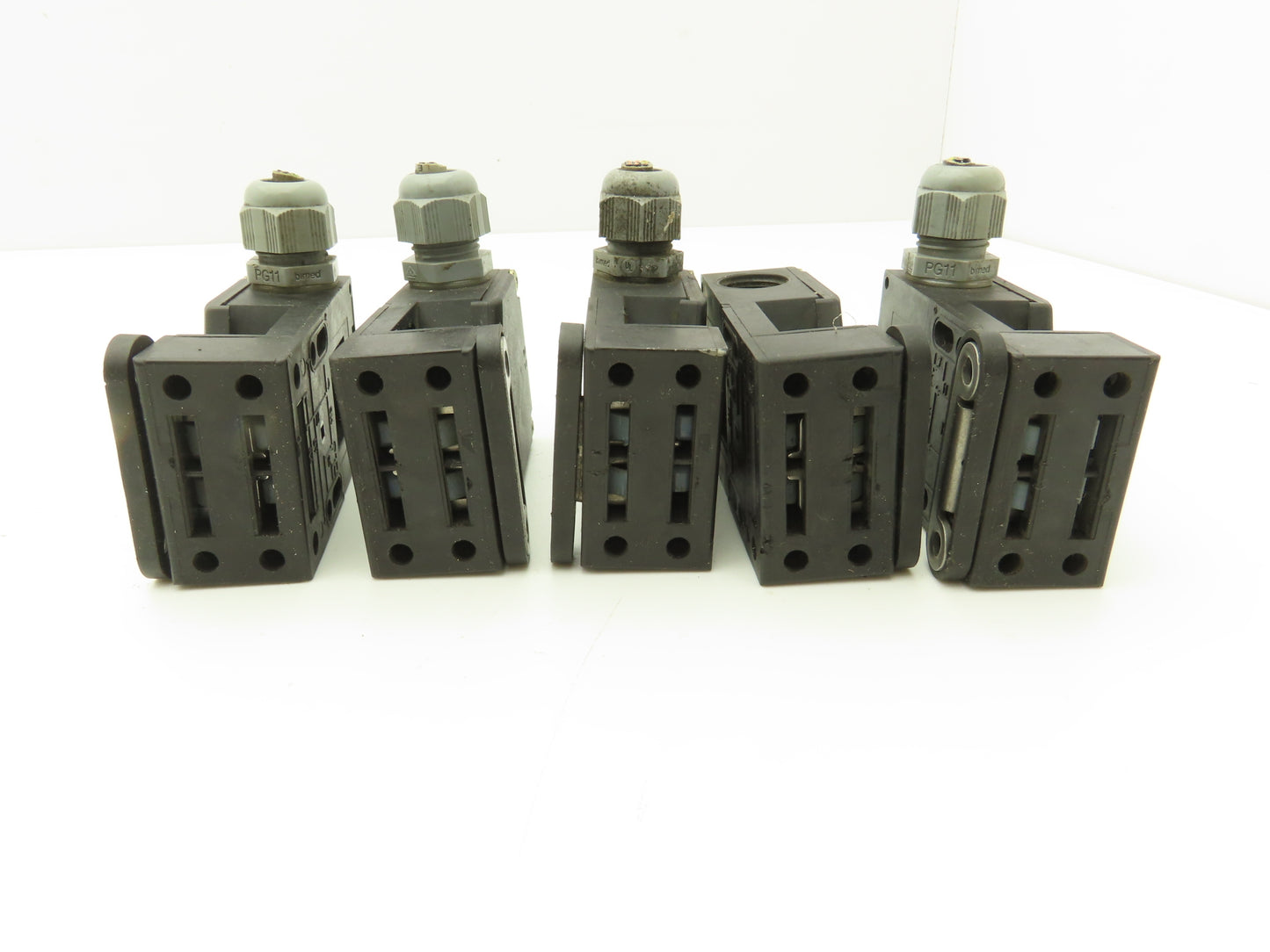 Schmersal AZ16-12ZVRK Safety Interlock Switch 1/NO 2/NC Contacts  Lot of 5