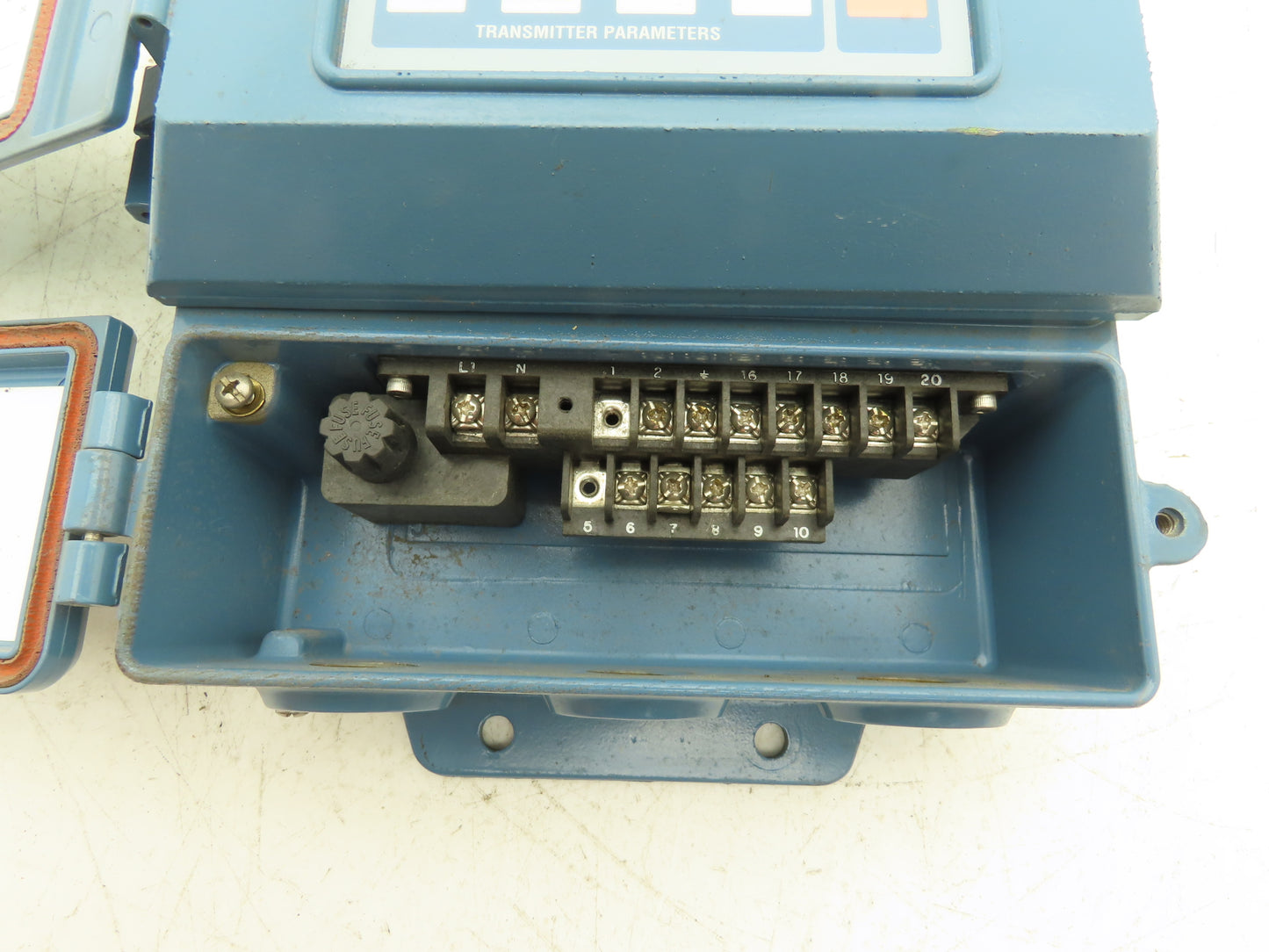 Rosemount 8712U R12N5M4 Magnetic Flow Transmitter 115V Smart Family NEMA 4X