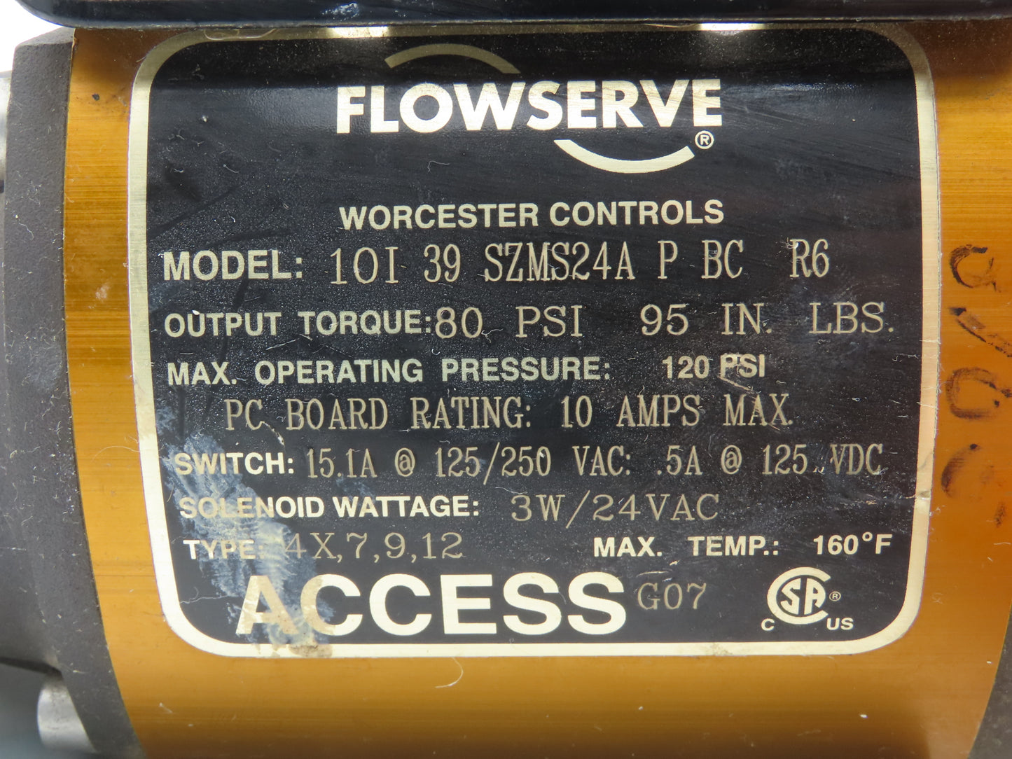 Flowserve 10I 39 SZMS24A P BC R6 Pneumatic Actuator with 1/2"NPT SS Ball Valve
