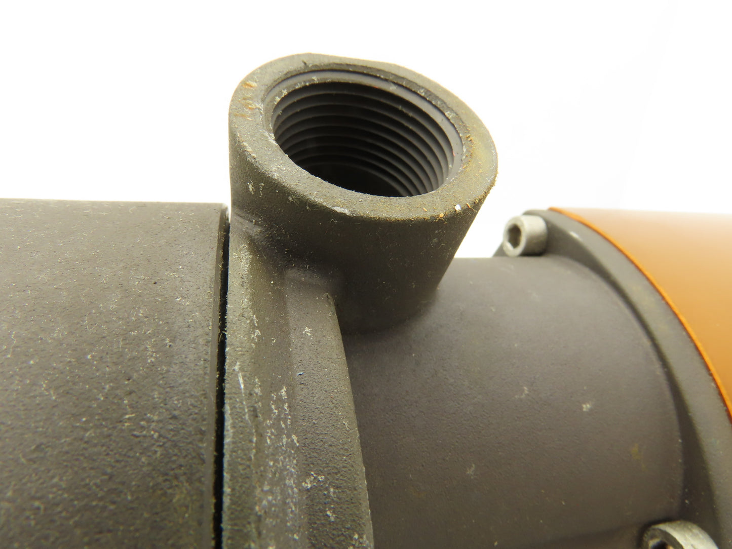 Flowserve 10I9 39 SZMS24A P BC R6 Pneumatic Actuator with 1/2"NPT SS Ball Valve