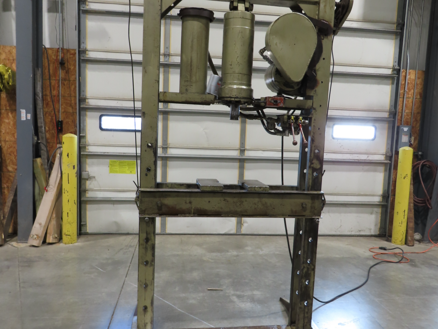 Hydraulic Press 20 Ton H Frame 120V Powered Pump Double Acting Cylinder