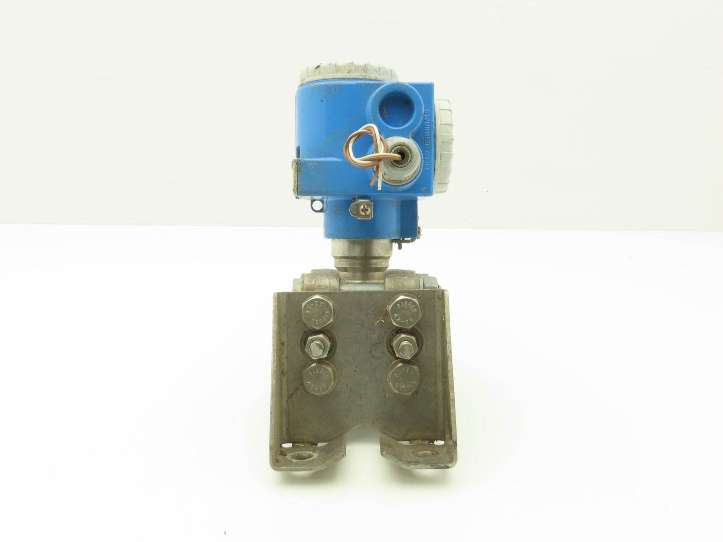 Endress Hauser PMD235-KH4A9EH1D HART Pressure Transmitter -4 to 4"H2O 2400psi