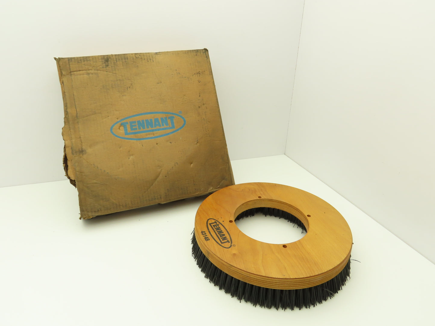 Tennant 43148 Scrubbing Brush 14" Stiff Poly 6 Row 1" Wood Backing Disc