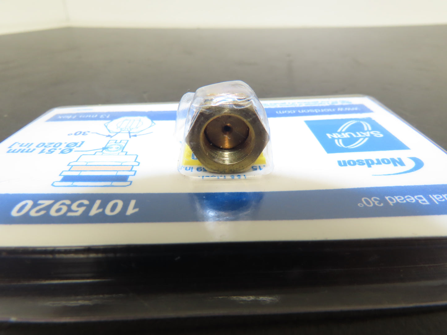 Nordson 1015920 90 Degree Nozzle Dual Bead 30° .51mm