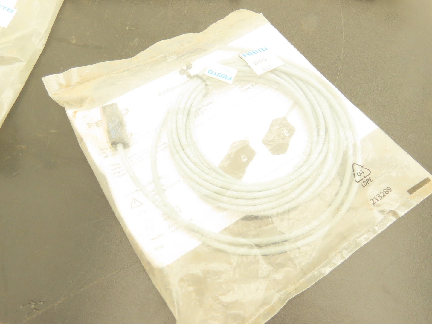 Festo SMEO-1-LED-24-K5-B Proximity Sensor 12-27VDC 1NO Lot of 5