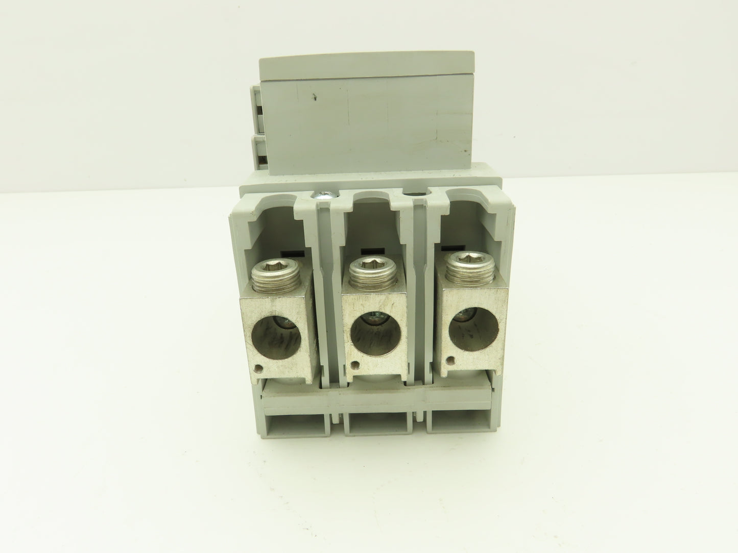 Allen Bradley 100-E190 Three Phase IEC Contactor 150Hp 575V Series B