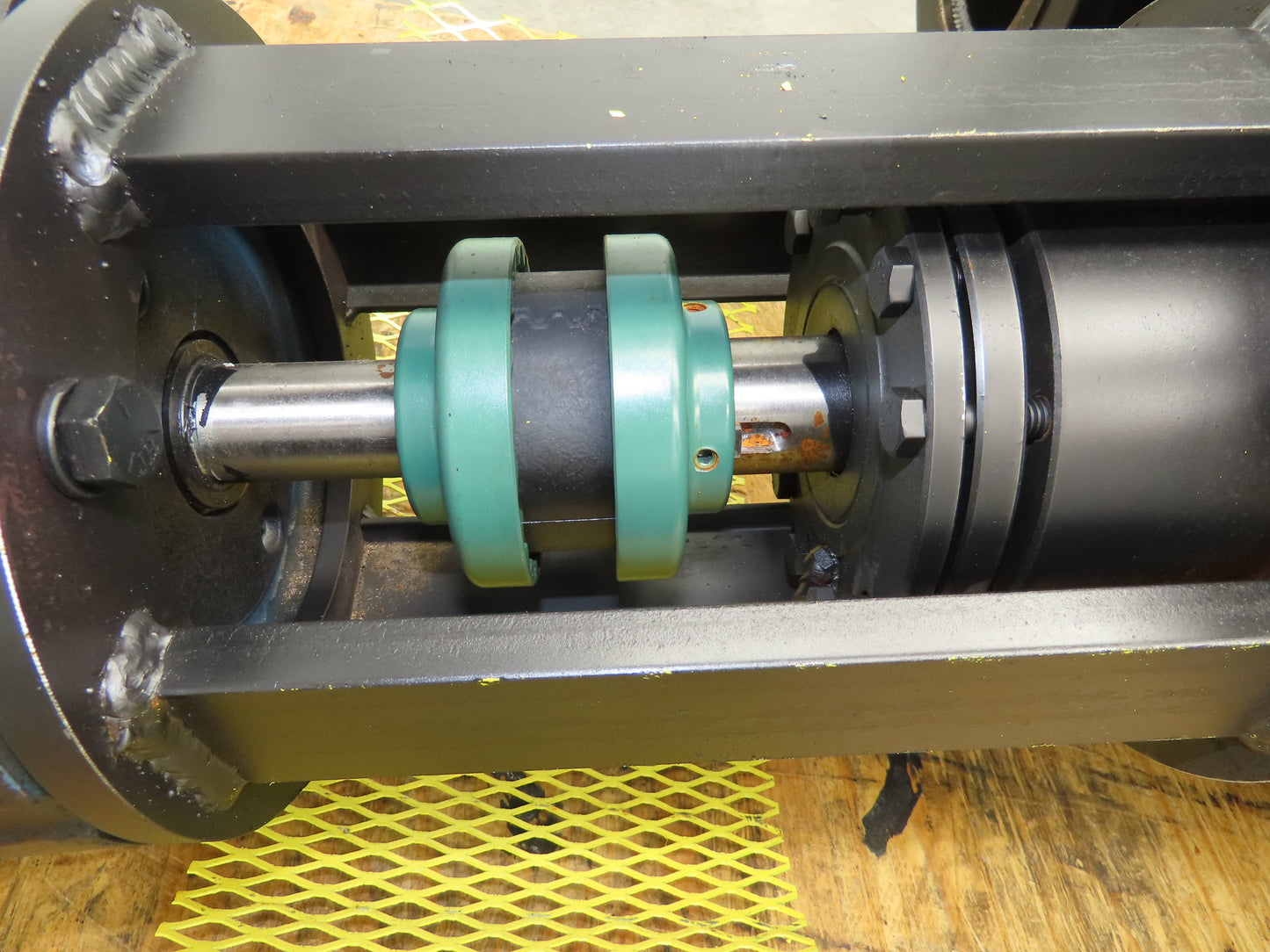 Haynes 6552-9 Vertical Centrifugal Pump 6x6" Flanged 1260gpm 10Hp Motor 230/460V