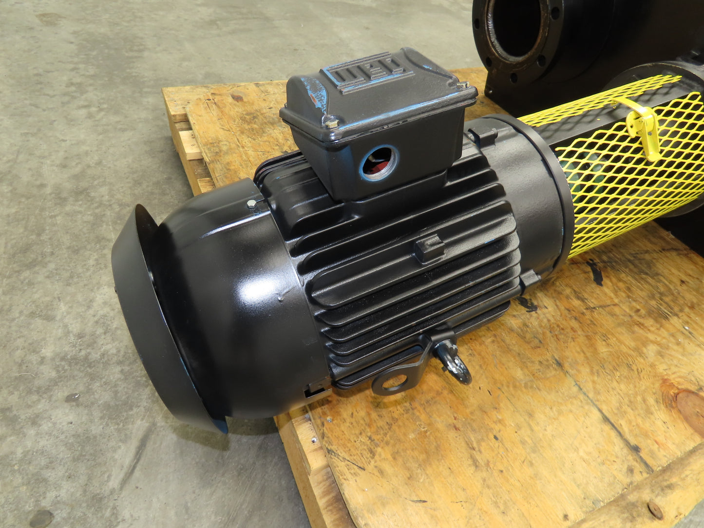 Haynes 6552-9 Vertical Centrifugal Pump 6x6" Flanged 1260gpm 10Hp Motor 230/460V