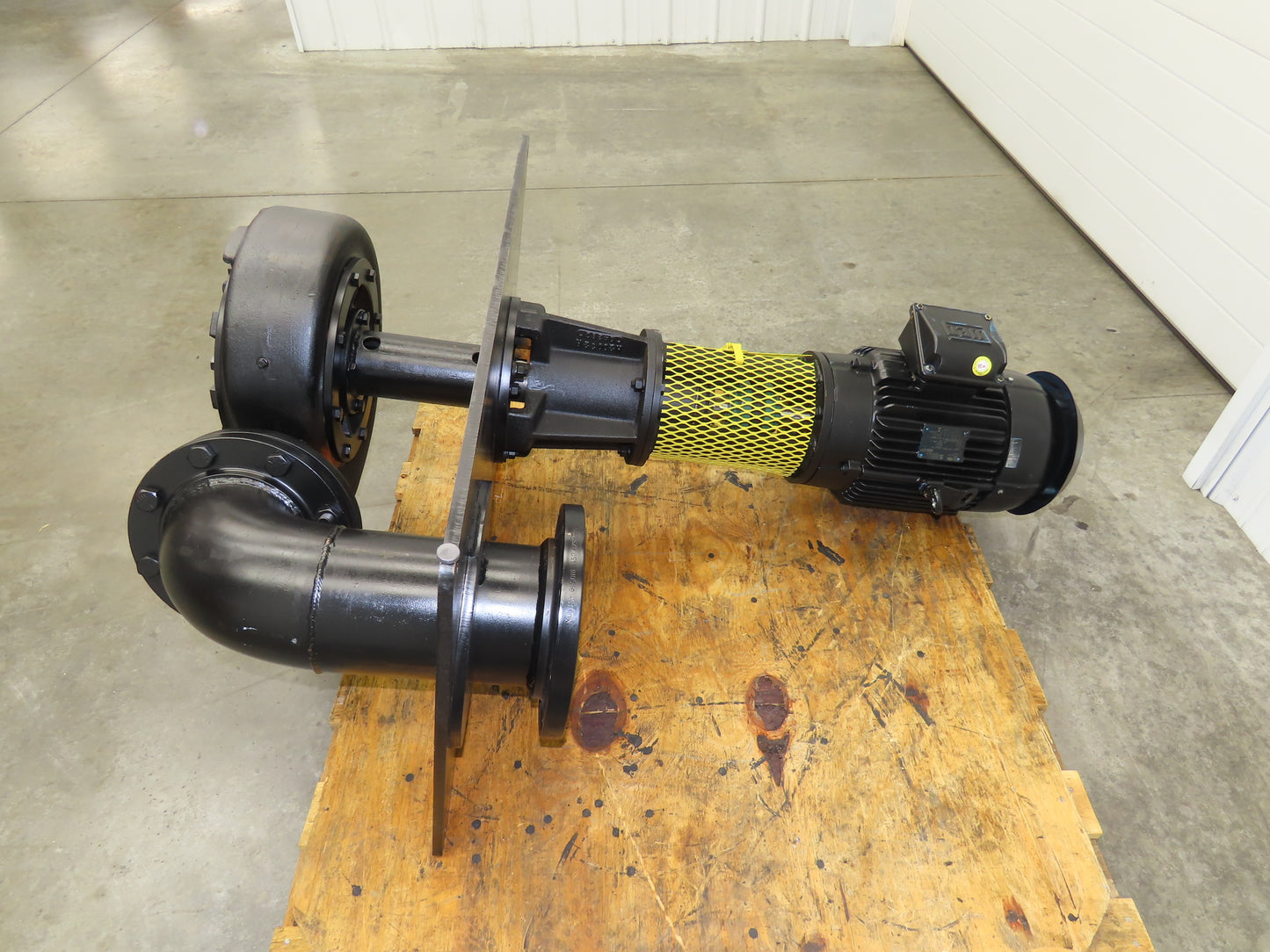 Haynes 6552-9 Vertical Centrifugal Pump 6x6" Flanged 1260gpm 10Hp Motor 230/460V