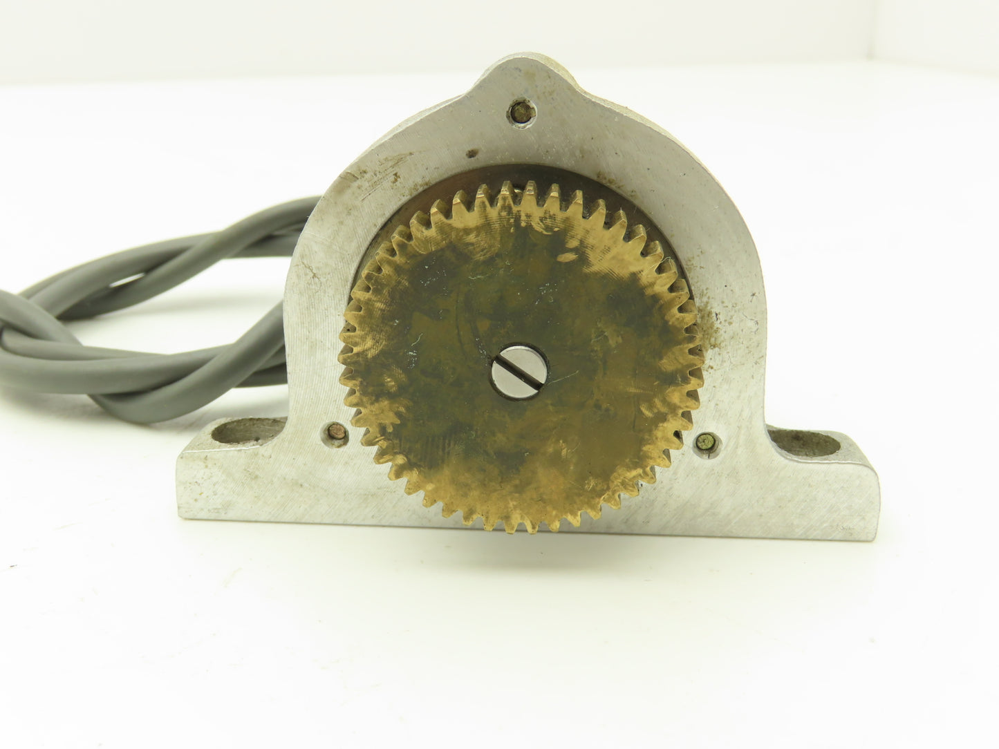 Omron E6B2-CWZ6C-6 Incremental Rotary Encoder 6mm Shaft 600P/R 5-24VDC