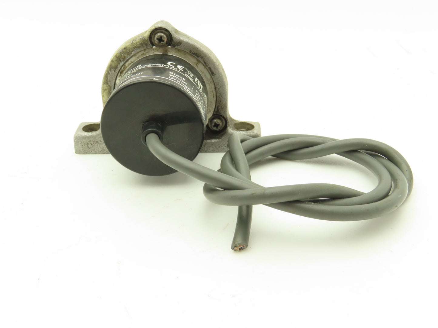 Omron E6B2-CWZ6C-6 Incremental Rotary Encoder 6mm Shaft 600P/R 5-24VDC