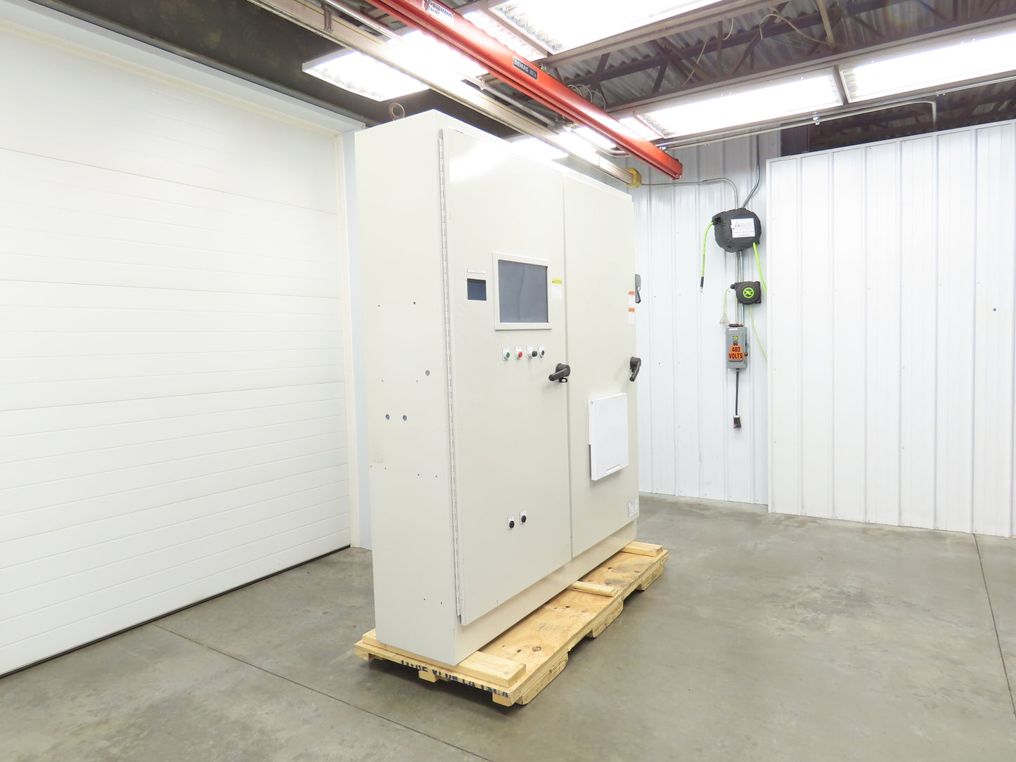 Hoffman A90XM7818FTCLP Electrical Enclosure 90x78x18" Control Box 200A Dis