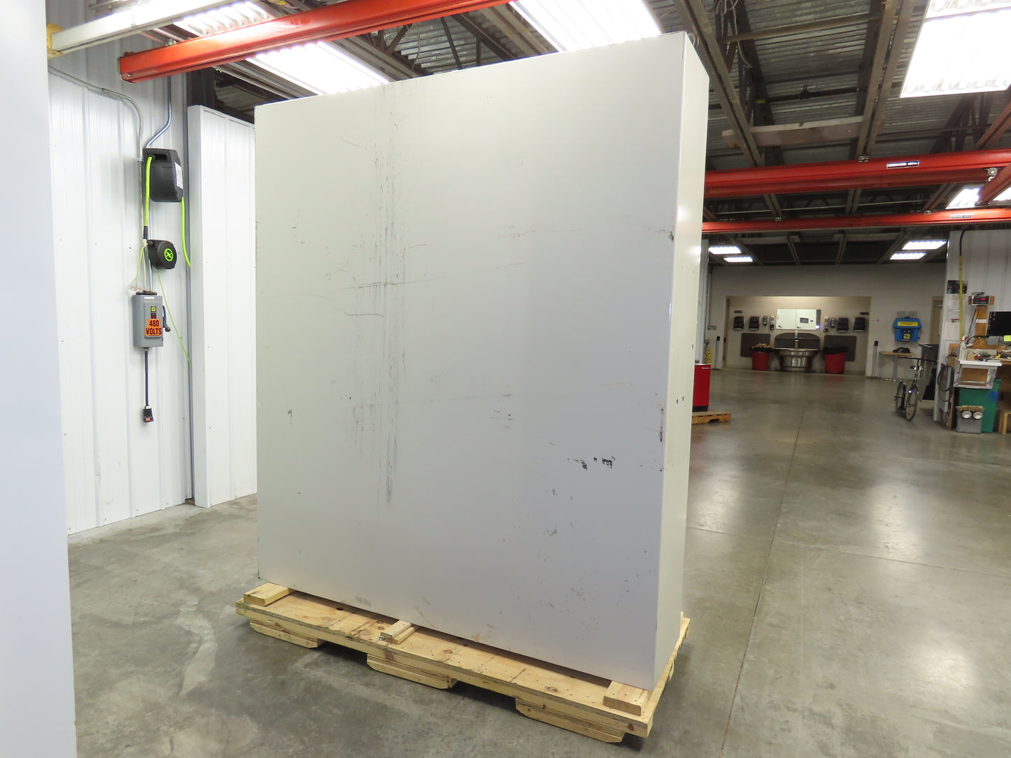 Hoffman A90XM7818FTCLP Electrical Enclosure 90x78x18" Control Box 200A Dis