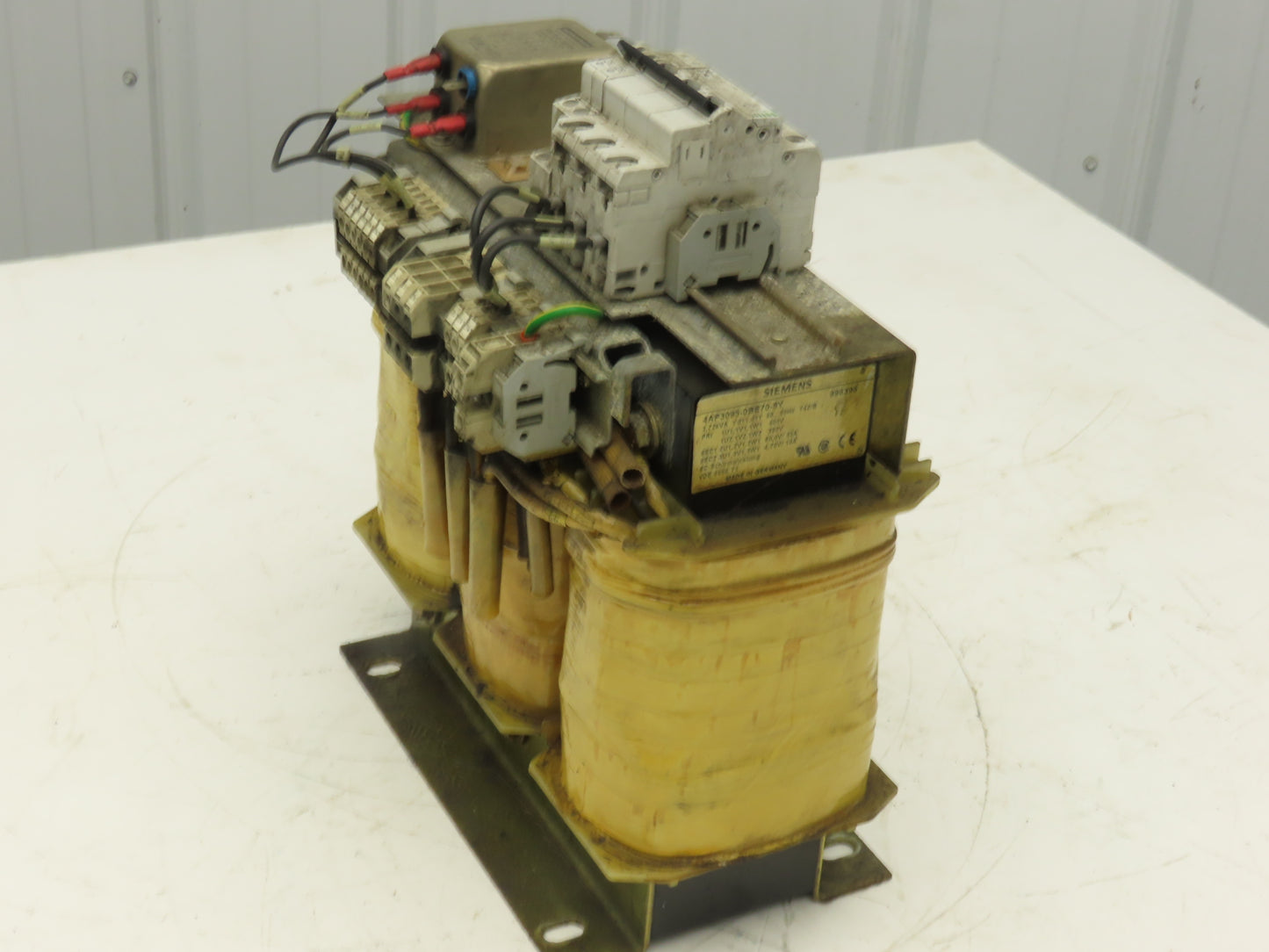 Siemens 4AP3095-0BE70-8Y Stepdown Power Transformer 3.72kva HV400/380V LV60/4.7V