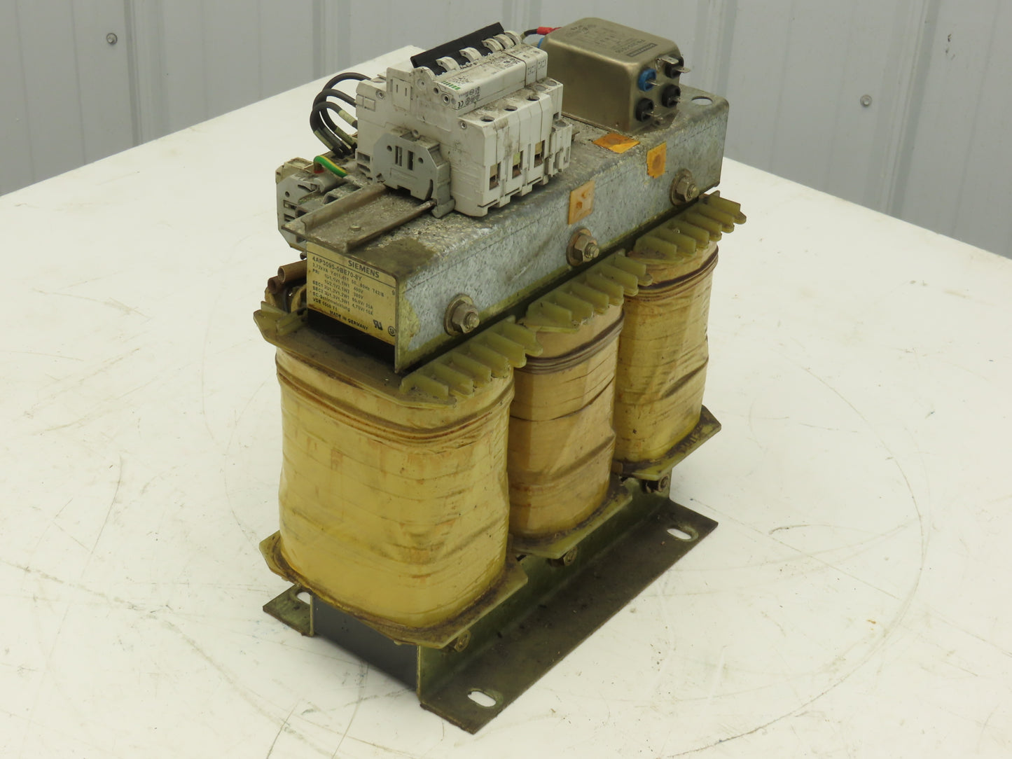 Siemens 4AP3095-0BE70-8Y Stepdown Power Transformer 3.72kva HV400/380V LV60/4.7V