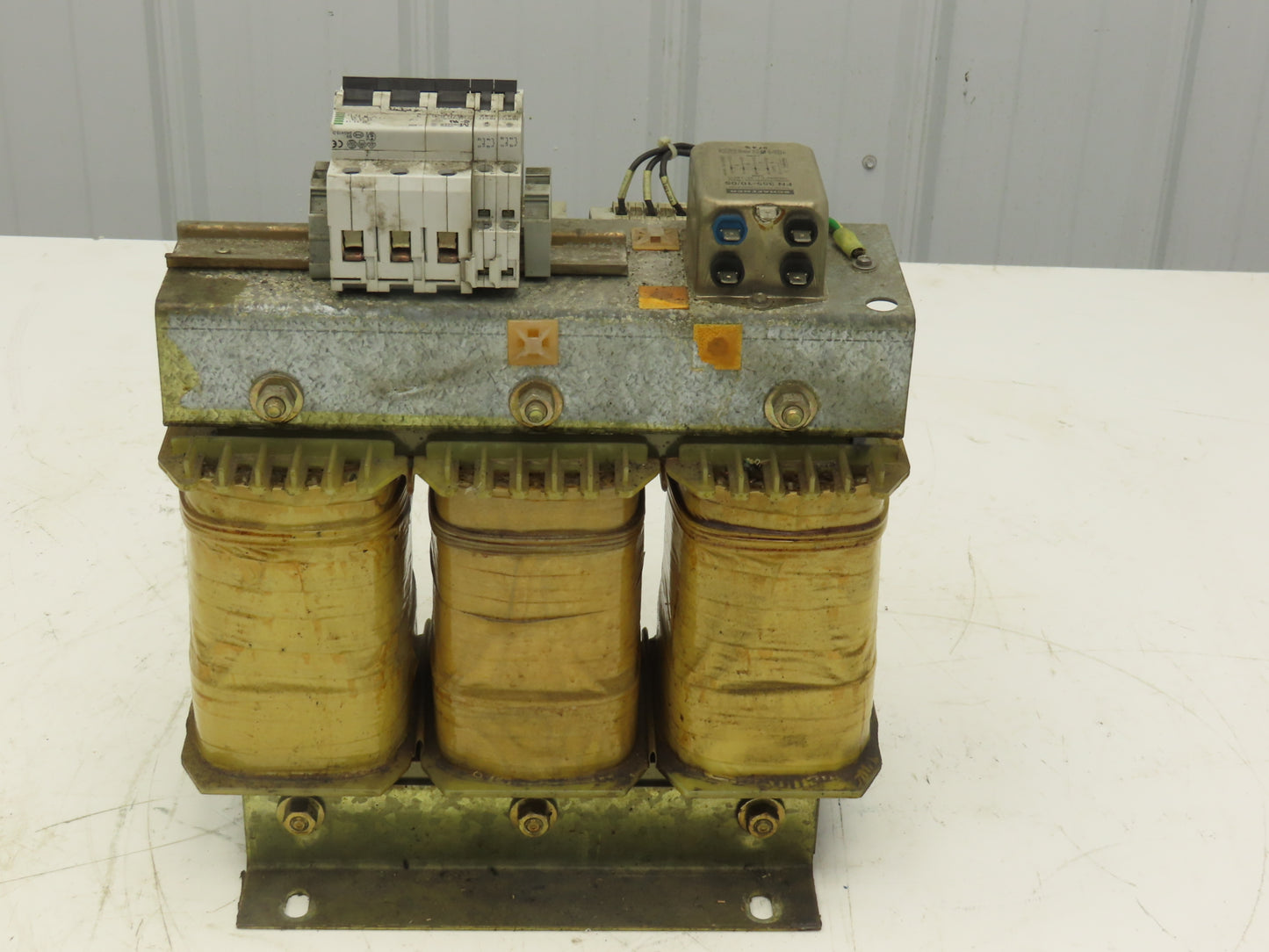 Siemens 4AP3095-0BE70-8Y Stepdown Power Transformer 3.72kva HV400/380V LV60/4.7V