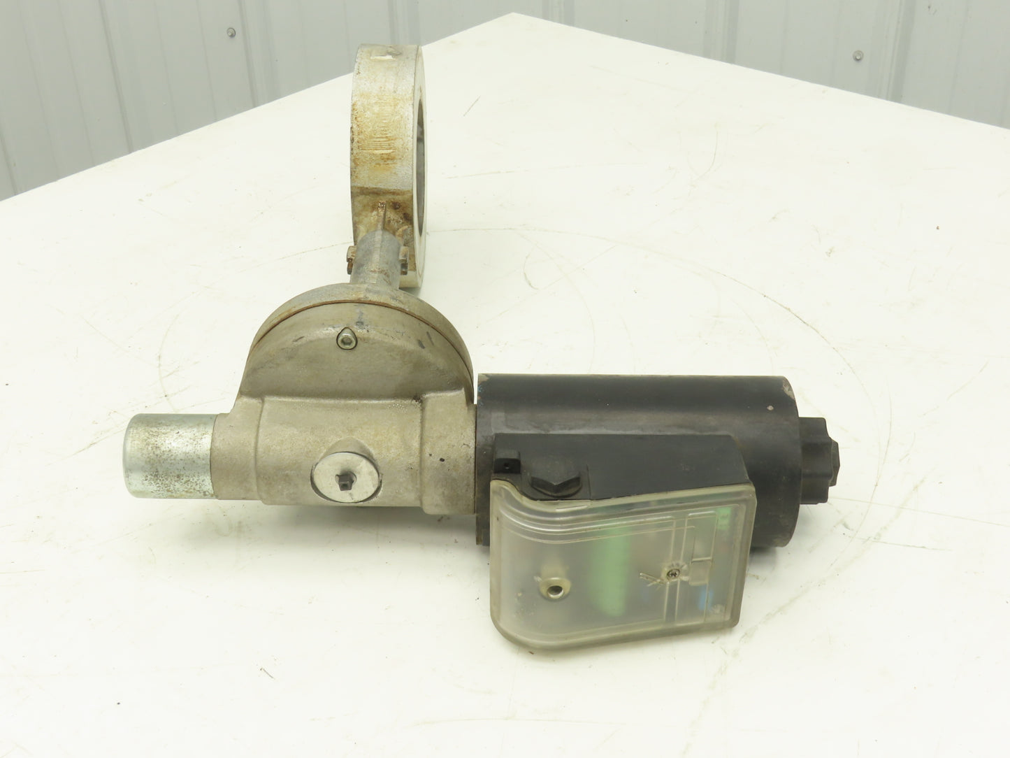 Krom Schroder MB 7NQ3  4" Wafer Butterfly Valve w/Solenoid Actuator 120VAC DN100