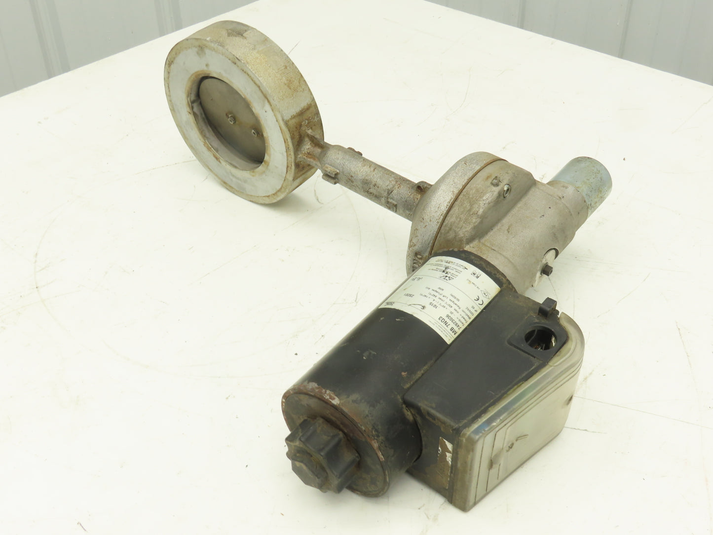 Krom Schroder MB 7NQ3  4" Wafer Butterfly Valve w/Solenoid Actuator 120VAC DN100