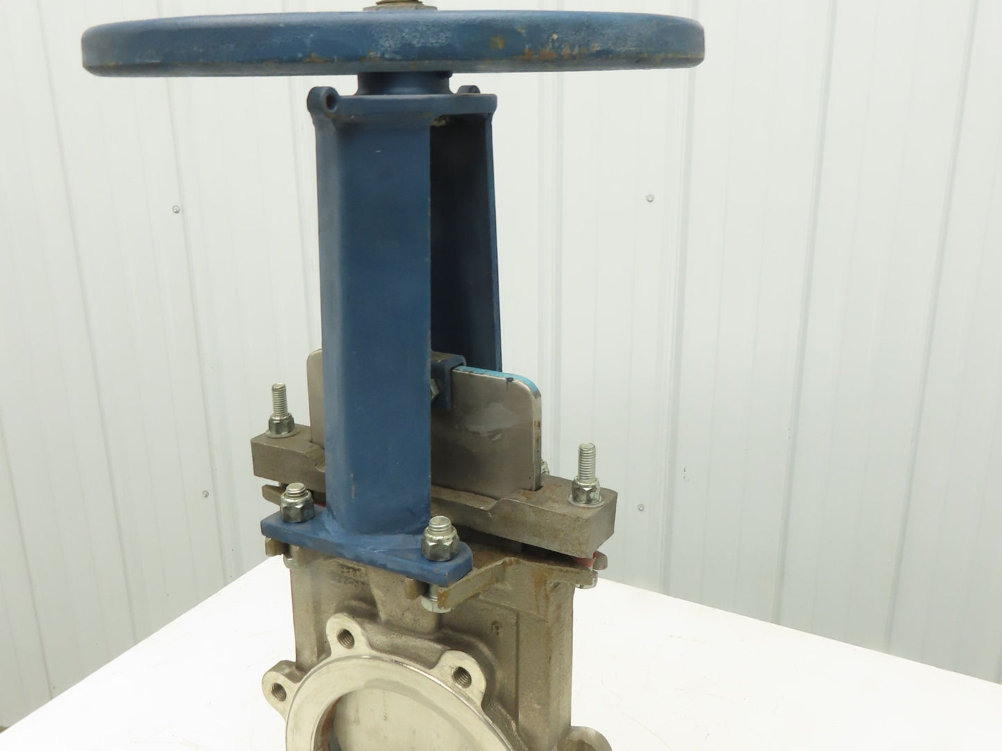 ITT Fabri-Valve C67R304  8" Stainless Knife Gate Valve Rising Stem 150 CWP