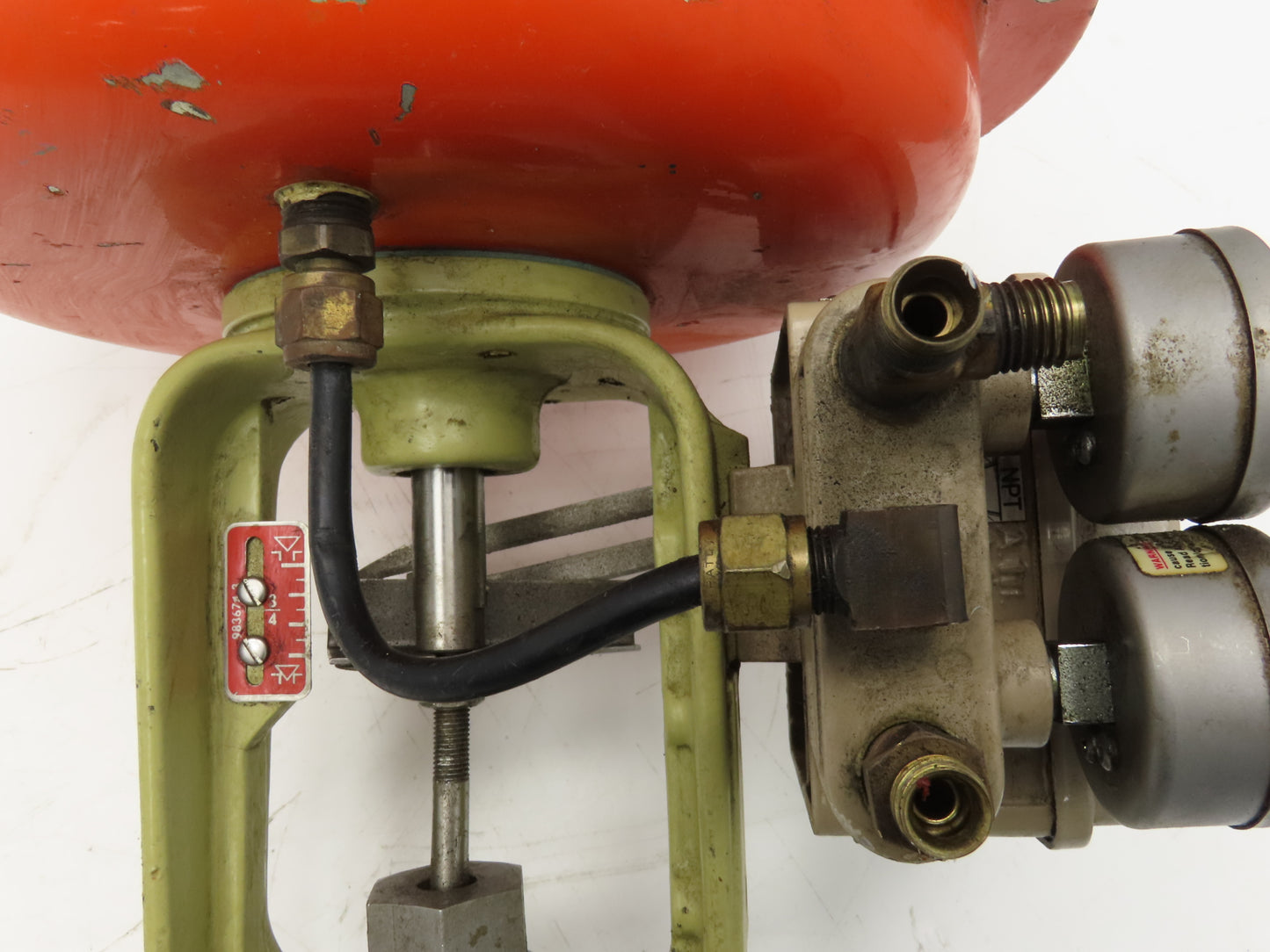 HD Baumann 54-24 588 Pneumatic Diaphragm Actuator 1-1/2"NPT Bronze Globe Valve