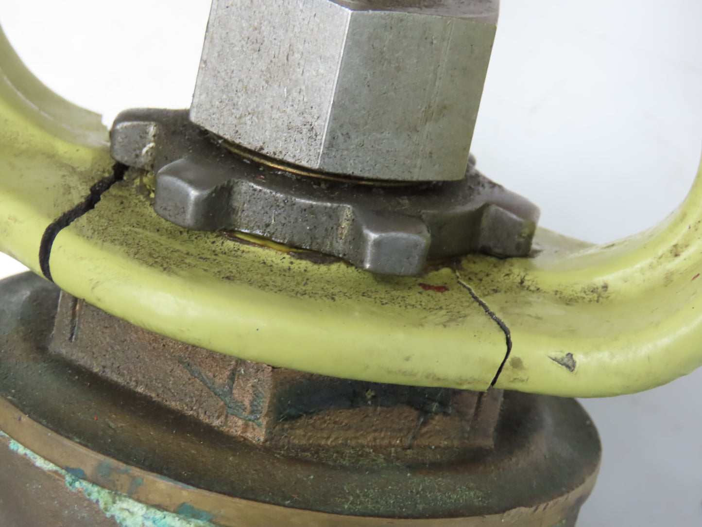 HD Baumann 54-24 588 Pneumatic Diaphragm Actuator 1-1/2"NPT Bronze Globe Valve