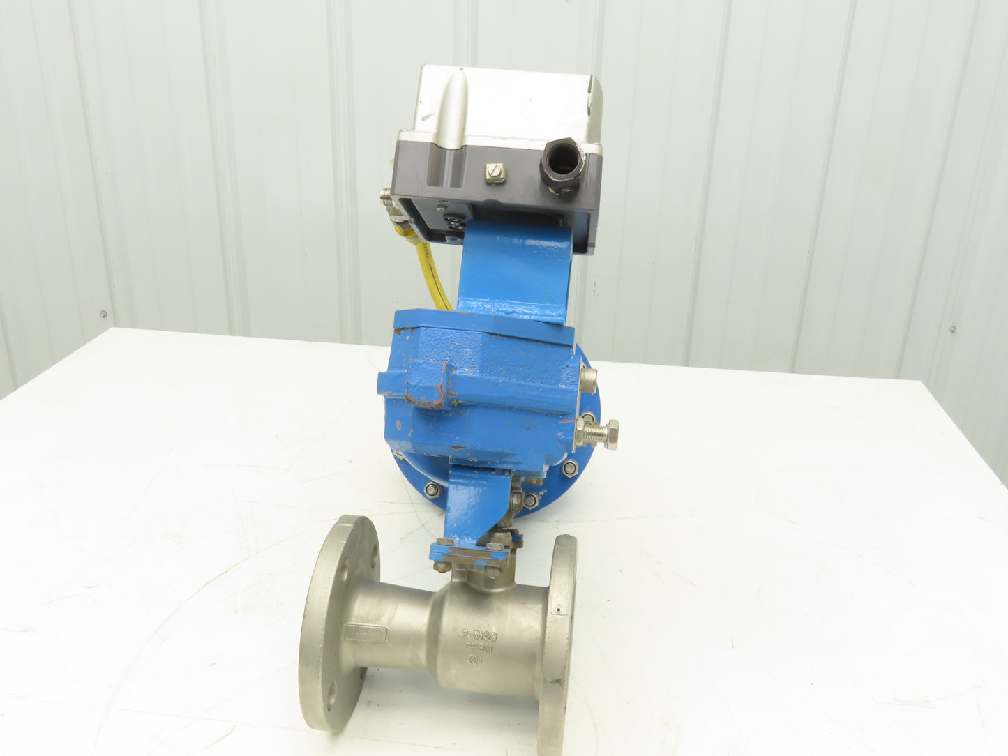Jamesbury Quadra-Powr X QPX2C/M Pneumatic Actuator 2" 5150 Stainless Ball Valve
