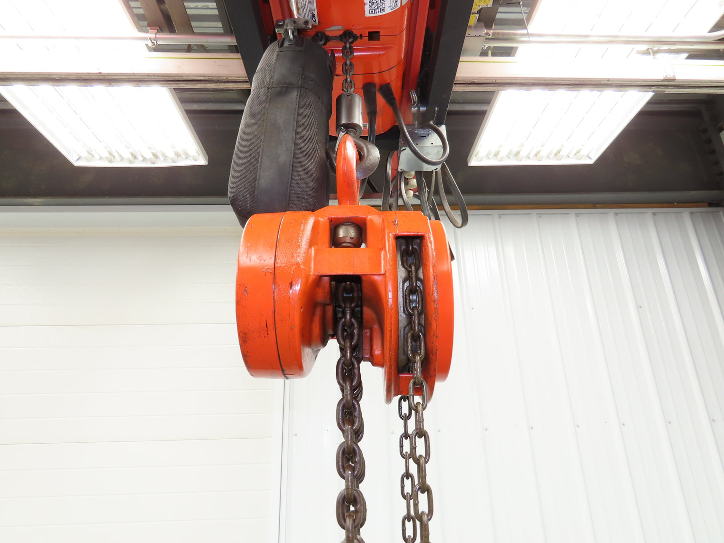CM Cyclone 1-1/2 Ton 3000Lb Manual Chain Fall Hand Hoist 20' 6" Lift