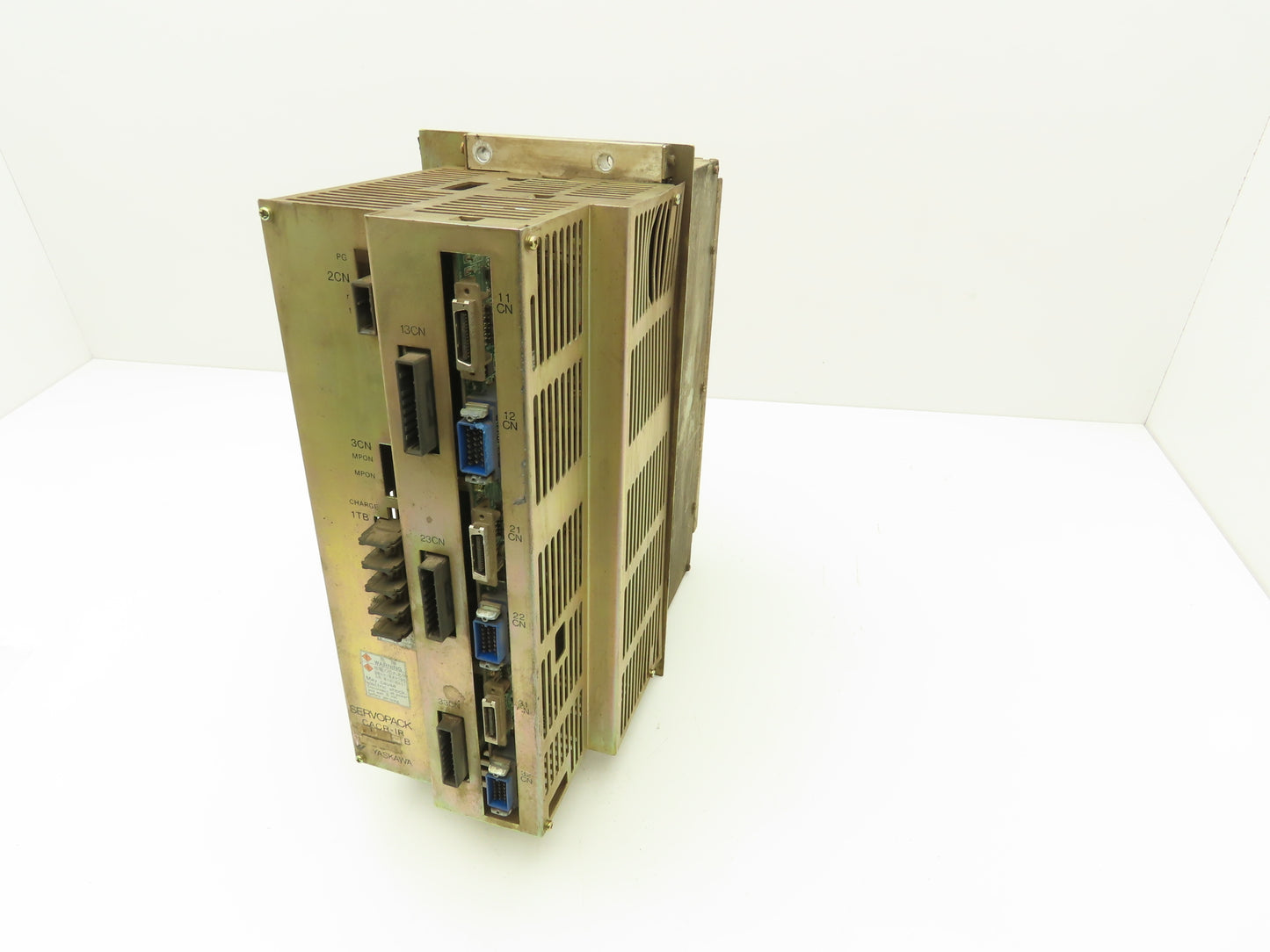 Yaskawa Electric CACR-IR 010101F P00 A06 Motoman Robot Servopack Servo Drive