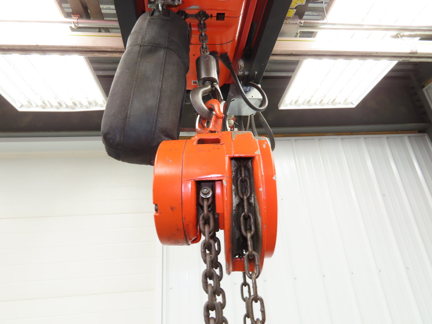 CM Cyclone 1/2 Ton 1000Lb Manual Chain Fall Hand Hoist 16' 6" Lift