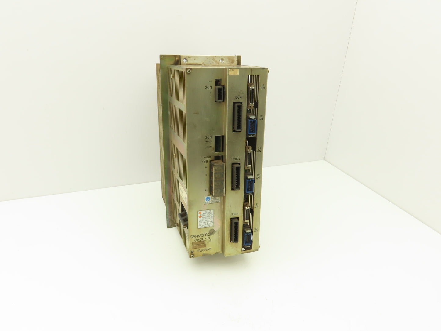 Yaskawa Electric CACR-IR 010101F P00 B08 Motoman Robot Servopack Servo Drive