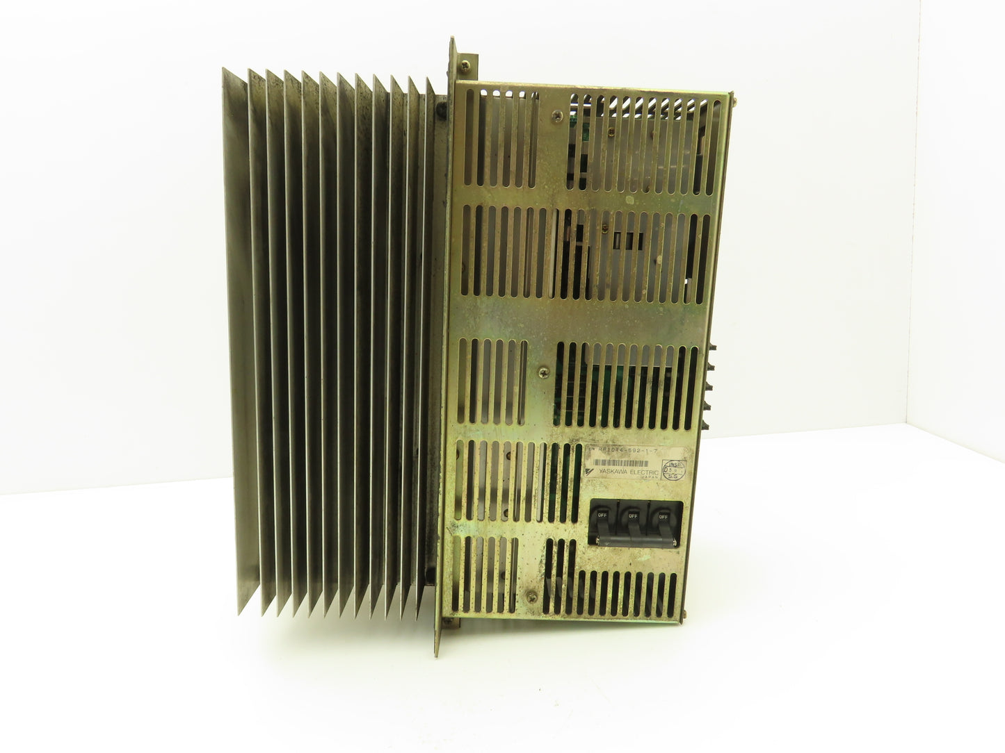 Yaskawa Electric CACR-IR 050505F P00 A06 Motoman Robot Servopack Servo Drive